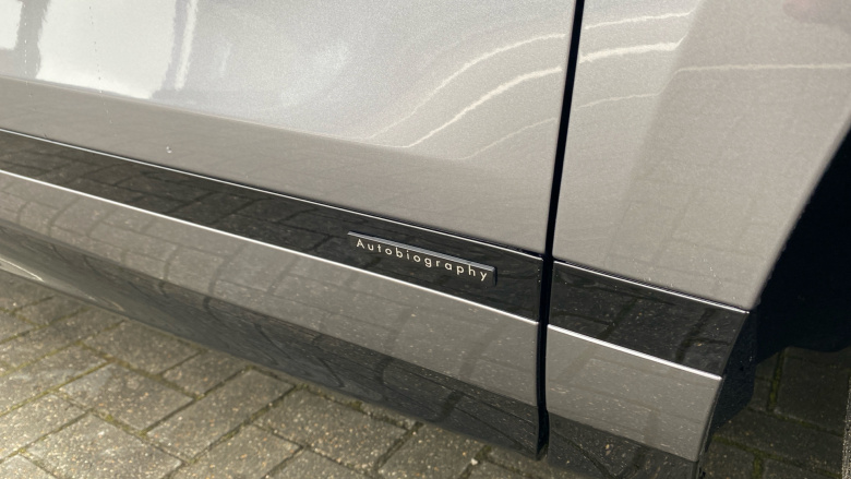 Land Rover Range Rover Evoque 1.5 P270e Autobiography 5dr Auto [Revised] Hatchback